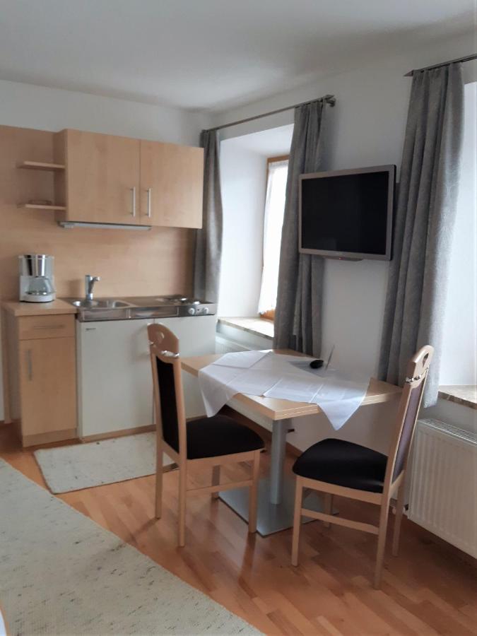 Gastehaus Hosp Apartment Obsteig Exterior photo